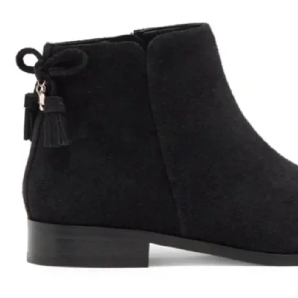 Kate Spade NY Saddle Black Suede Back Bow Tassel boots size 7.5 - Picture 2 of 16